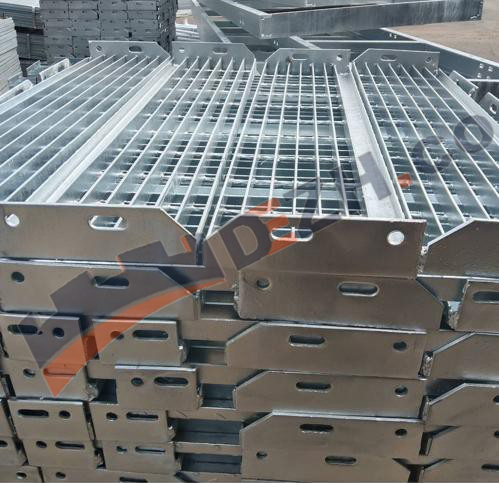 گریتینگ فلزی 